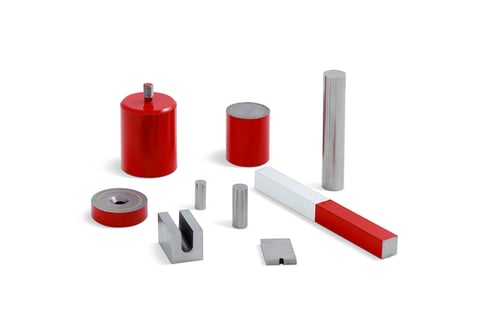 Magnetfabriken supplies and manufactures alnico magnets as cylinder, ring and block magnets.